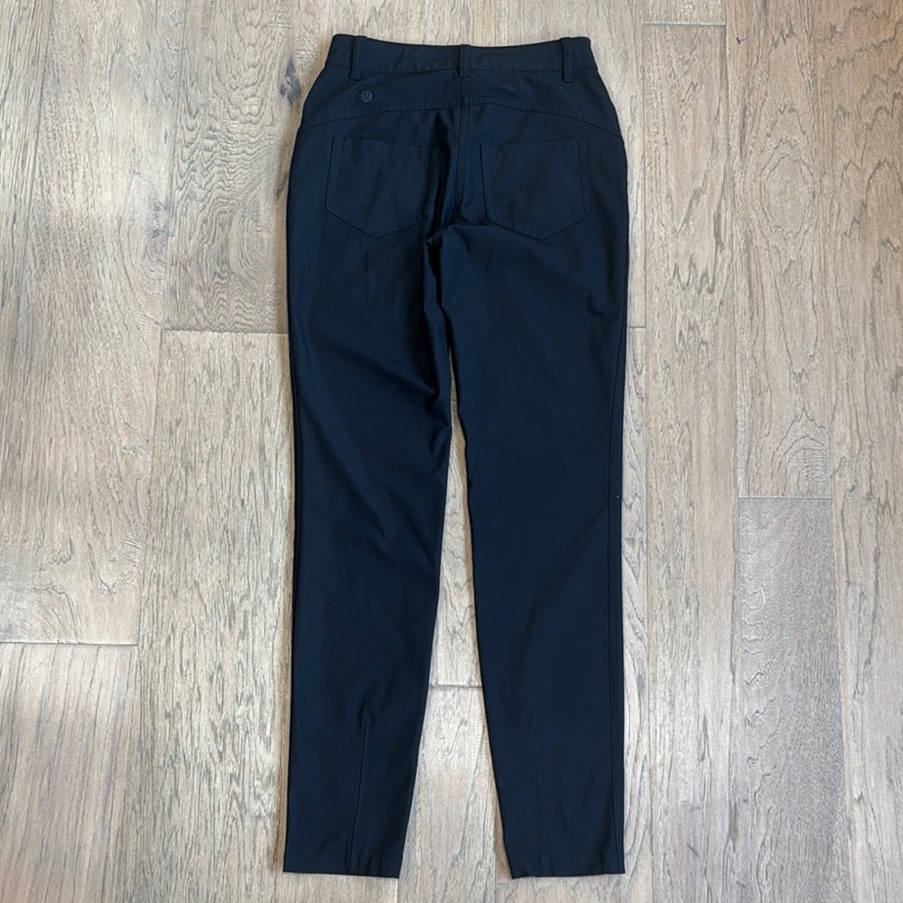 Lululemon City Sleek Pant Size 2 - Picture 5 of 6